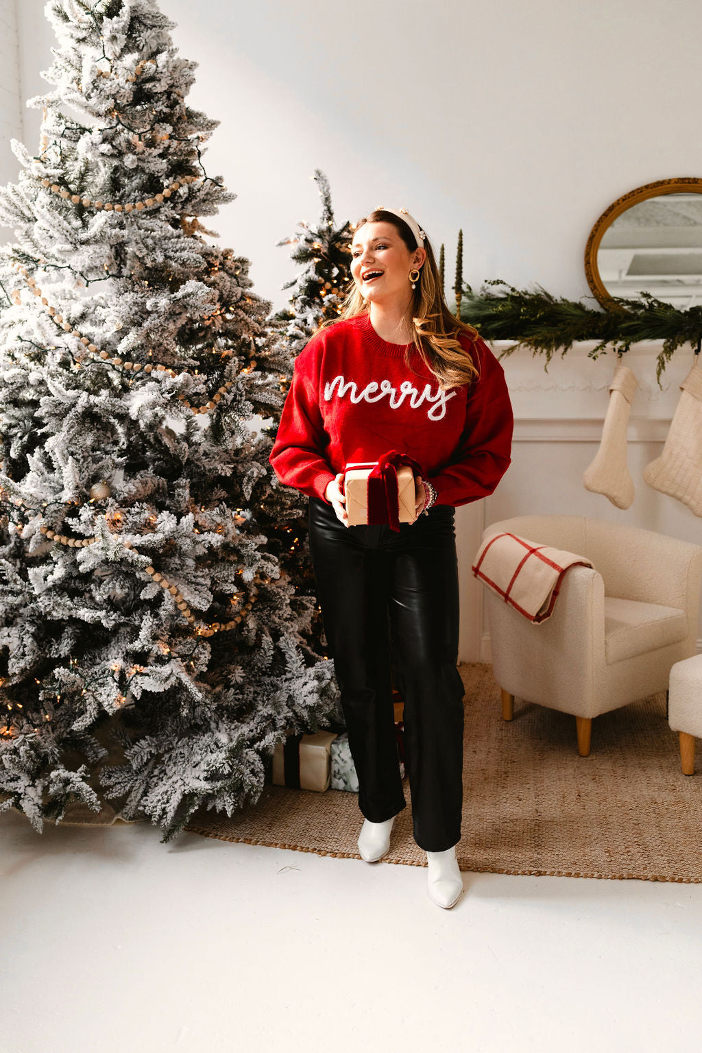 MERRY Sweater