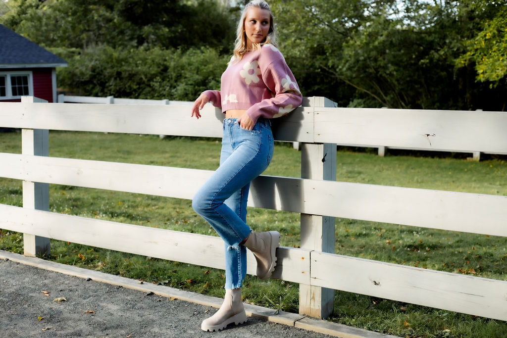 Good Vibes 2.0 Sweater
