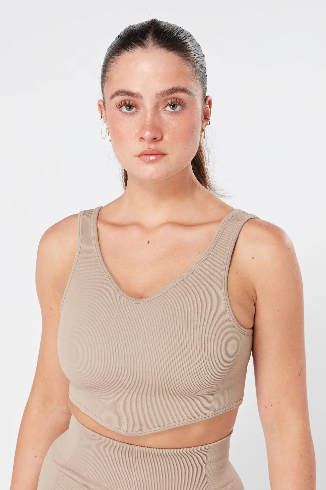 Leg Day Sports Bra in Mocha