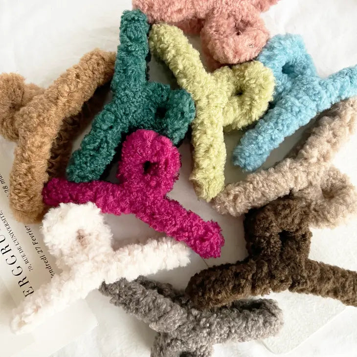 Sherpa Claw Clip