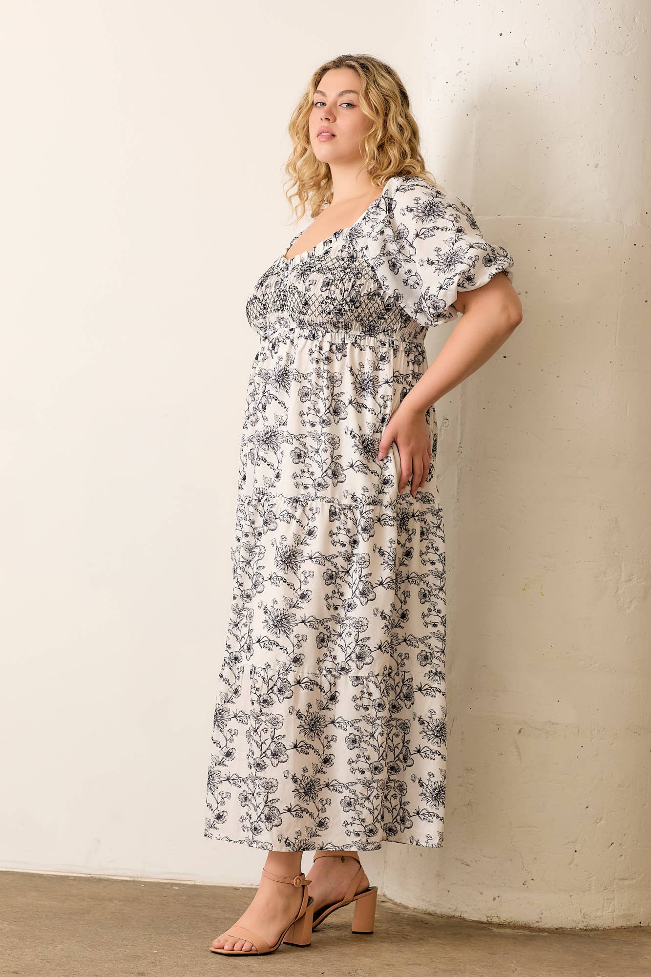 Make Your Move Puff Sleeve Maxi